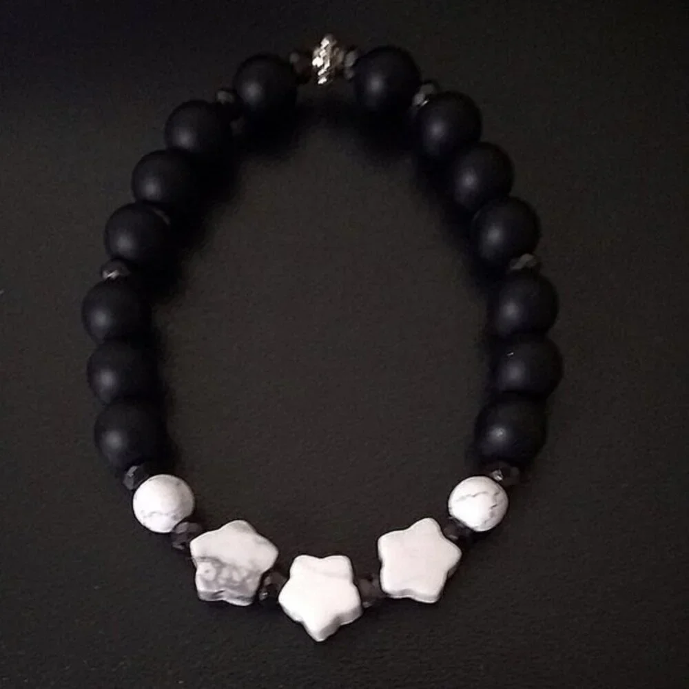 Black Stone + Gray Howlite Stars | Girl Teen Tomboy | Beaded Stretch Bracelet - Picture 4 of 7